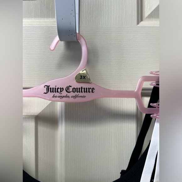 Juicy Couture Size 3XL Sports Bras NWT Bling Rhinestone - Picture 2 of 5